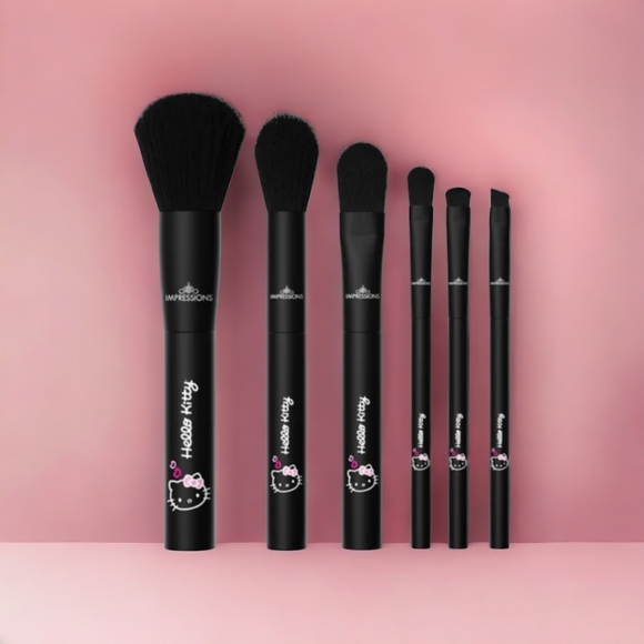 Hello Kitty® "Just Slay" 6-PC BRUSH SET - Picture 2 of 4